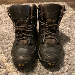 Men’s North Face boots